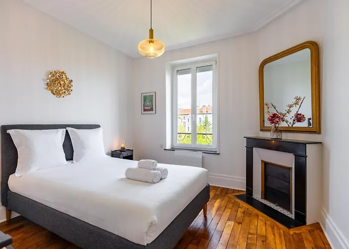 Апартаменты Le Coquet De Pasteur - A 5 Minutes A Pied De Thermal, A 10 Min Du Campus Artem Нанси